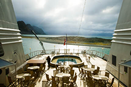 MS Ocean Diamond Aussendeck MS Ocean Diamond Aussendeck