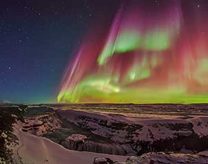 Lautloses Feuerwerk - Nordlichter über dem goldenen Wasserfall Gullfoss 
Bild: JC Casado