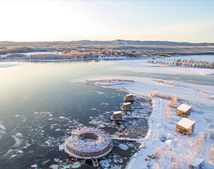 Das Arctic Bath von oben - Fotograf Anders Blomqvist