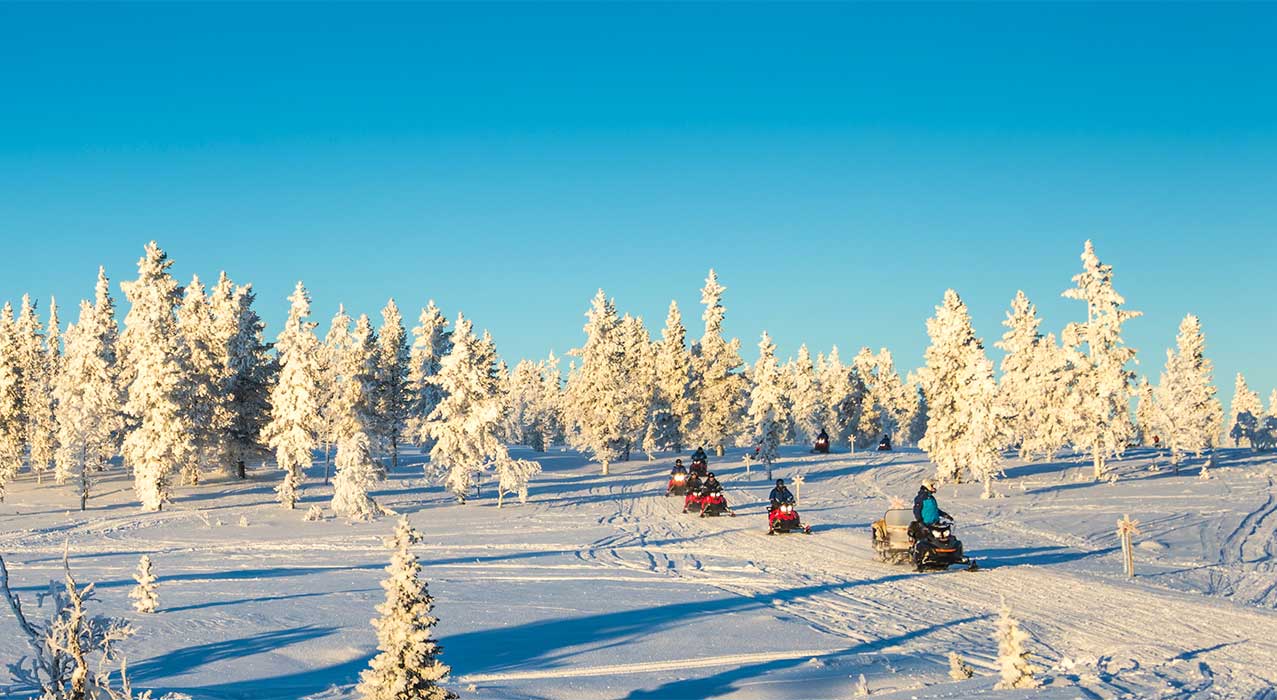 Wilderness Hotel Nellim - Aufenthalt inklusive Schneemobilfahrt.  