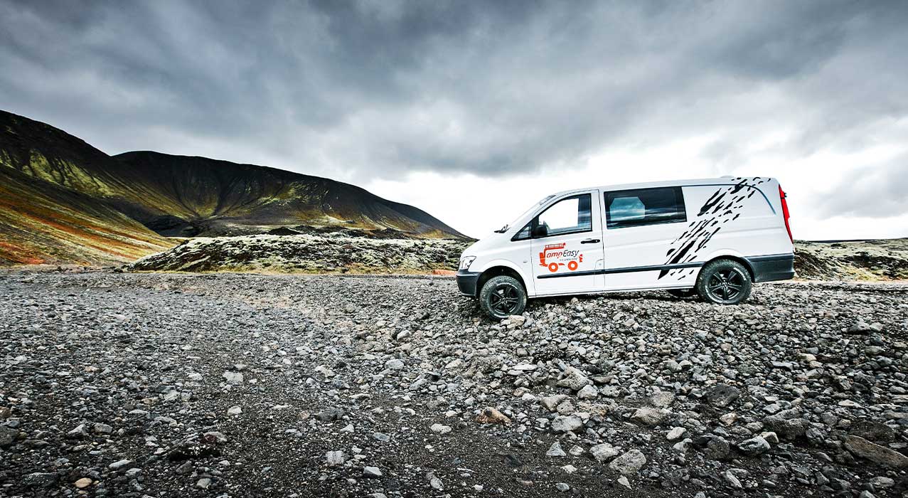 Campervan Camp Easy Clever 4x4 in Island