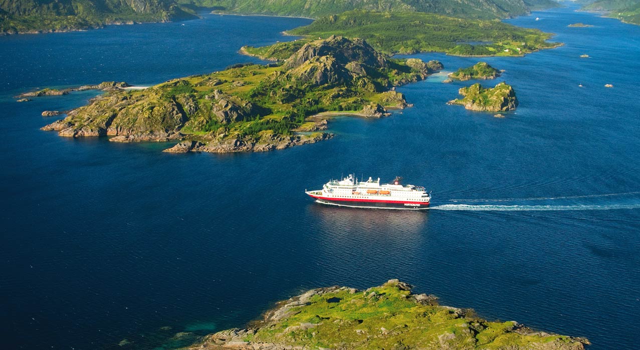 Auf Reise mit den Hurtigruten in Norwegen