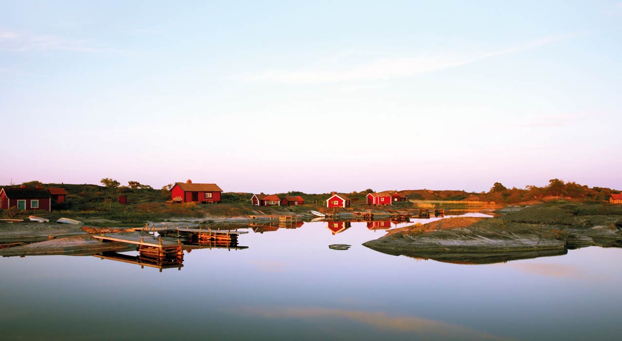 Liebliche Landschaften und Häuser in Schweden